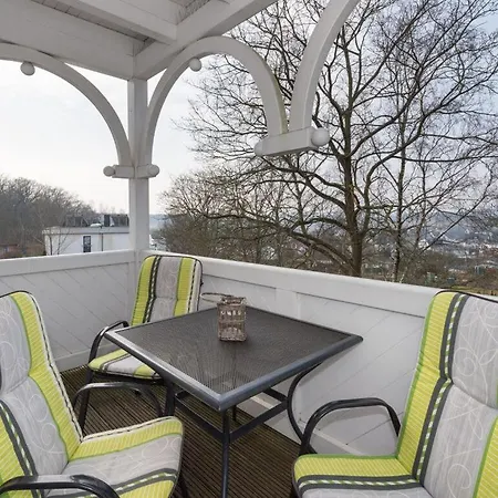 8 Isabell Comfortable Holiday Ferienhaus
